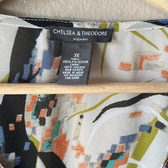 CHELSEA & THEODORE Animal Print V Neck Beaded Tunic - Picture 4 of 9